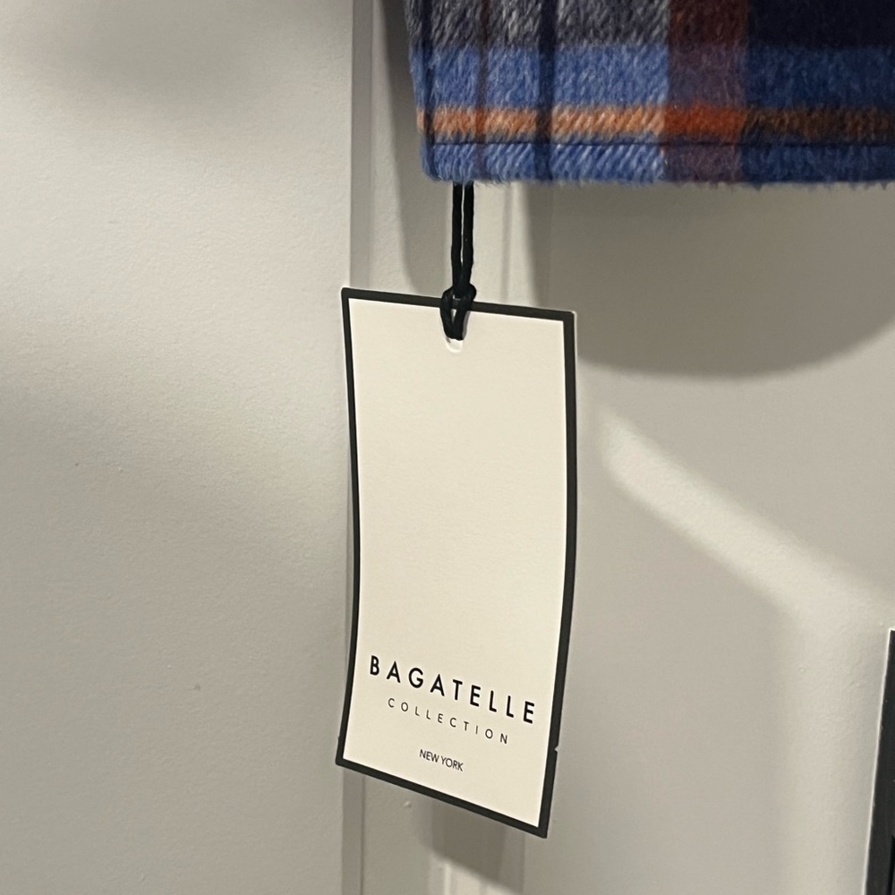 Bagatelle Plaid Jacket - Picture 3 of 4